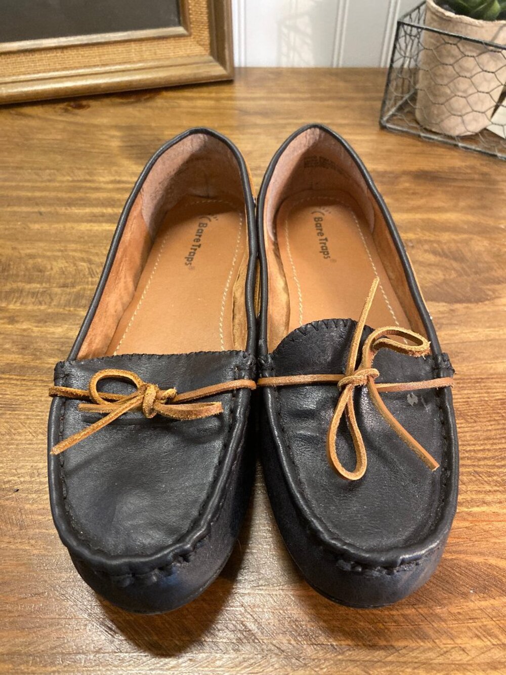 BareTraps - Kacie Black Leather Moccasin Driving Loafers - Size: Women’s 8.5